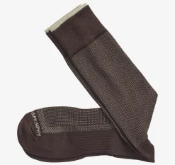 First In Comfort Classic Pin Dot Socks